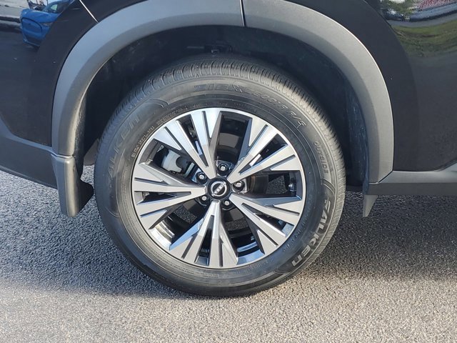 Used 2023 Nissan Rogue SV w/ SV Premium B Package image 7