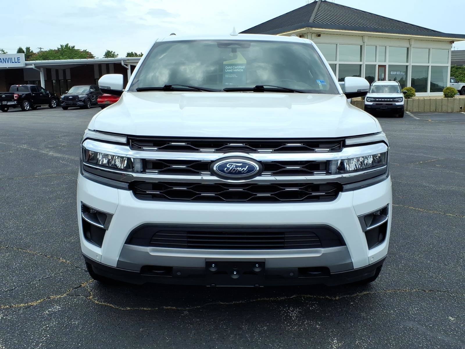 Certified 2022 Ford Expedition Max Limited AWD/4WD image 3