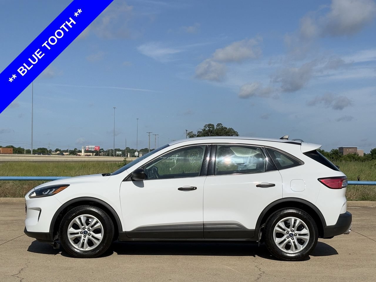Certified 2022 Ford Escape S FWD image 3