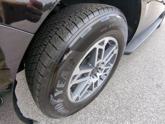 Certified 2025 Ford Expedition Max Active RWD image 12