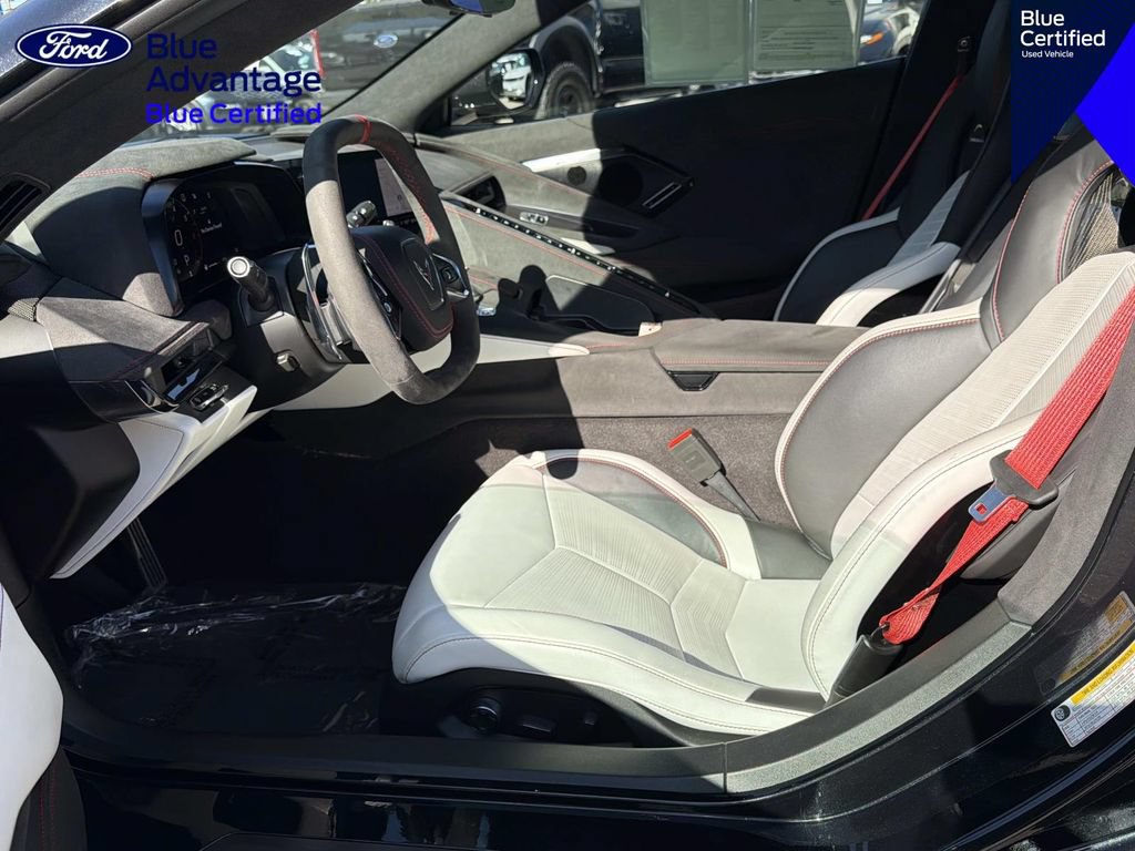 Used 2023 Chevrolet Corvette Stingray Premium Conv RWD image 12