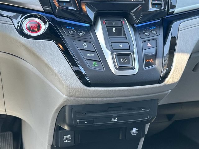 Used 2018 Honda Odyssey Elite image 16