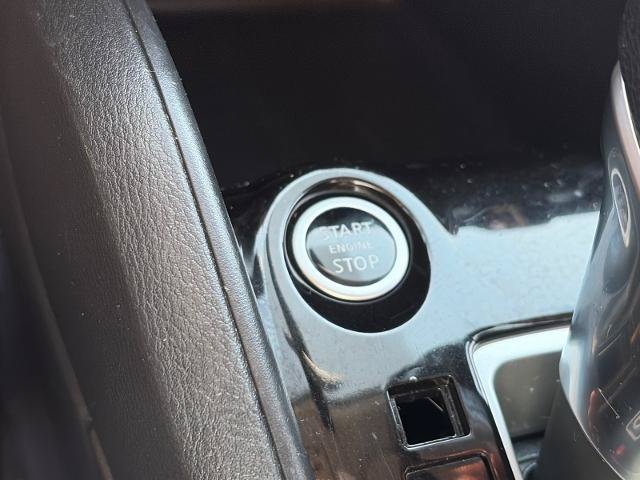 Used 2020 Nissan Kicks S FWD image 9
