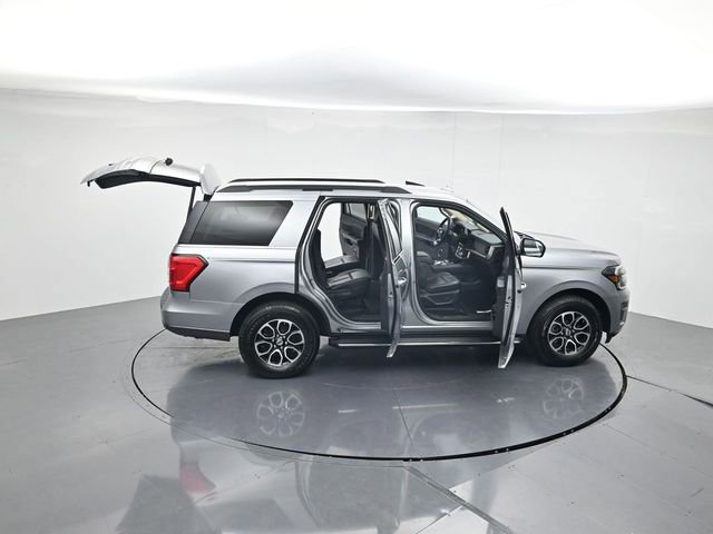 Certified 2023 Ford Expedition XLT image 47