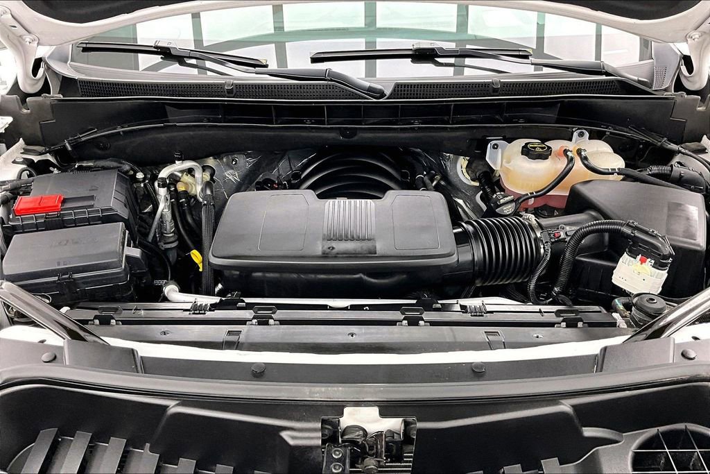 Used 2024 GMC Yukon Denali Ultimate AWD/4WD image 10