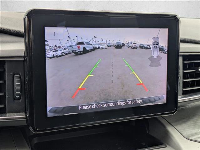 Certified 2022 Ford Explorer XLT w/ Equipment Group 202A image 14