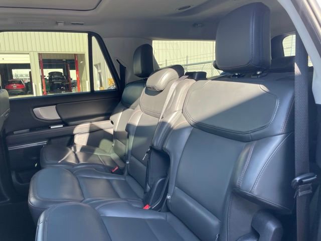 Certified 2025 Ford Expedition Max Active image 9