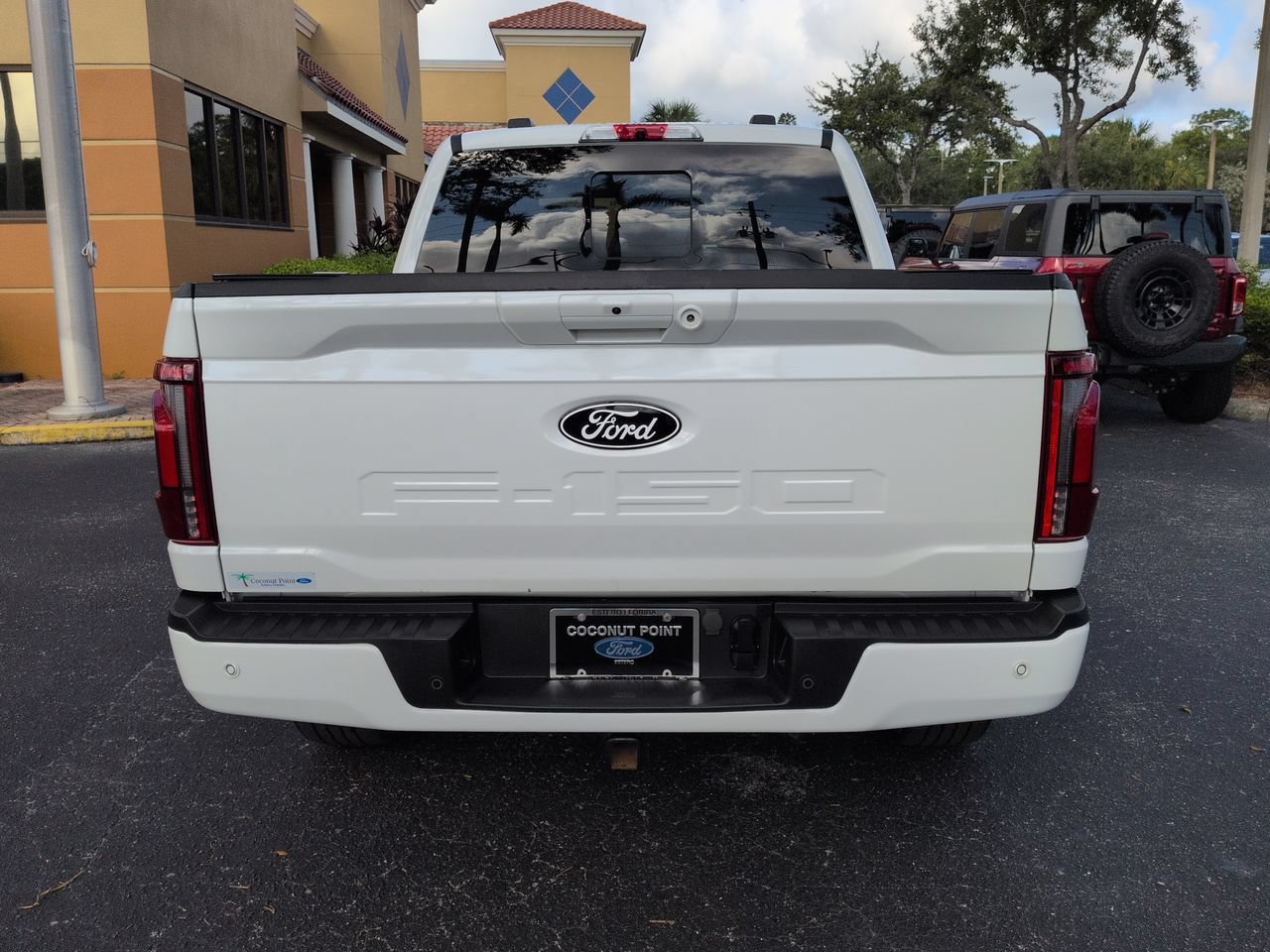 Certified 2024 Ford F150 Platinum w/ Equipment Group 702A High AWD/4WD image 5
