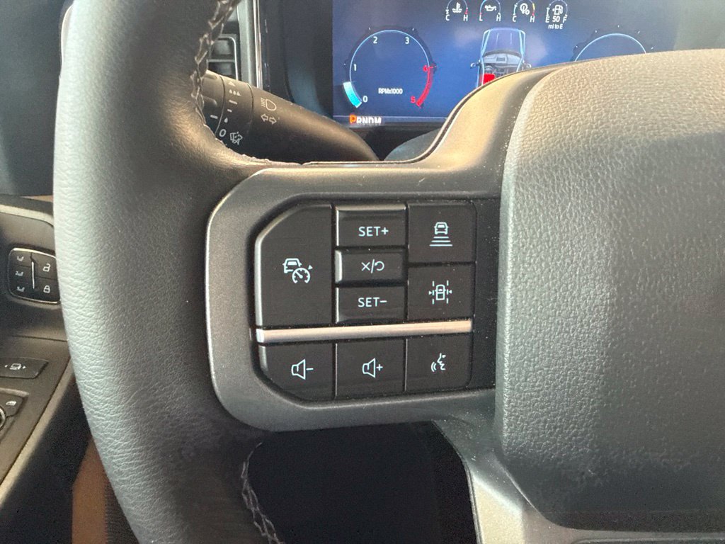 Certified 2025 Ford F350 Lariat w/ Lariat Ultimate Package AWD/4WD image 15