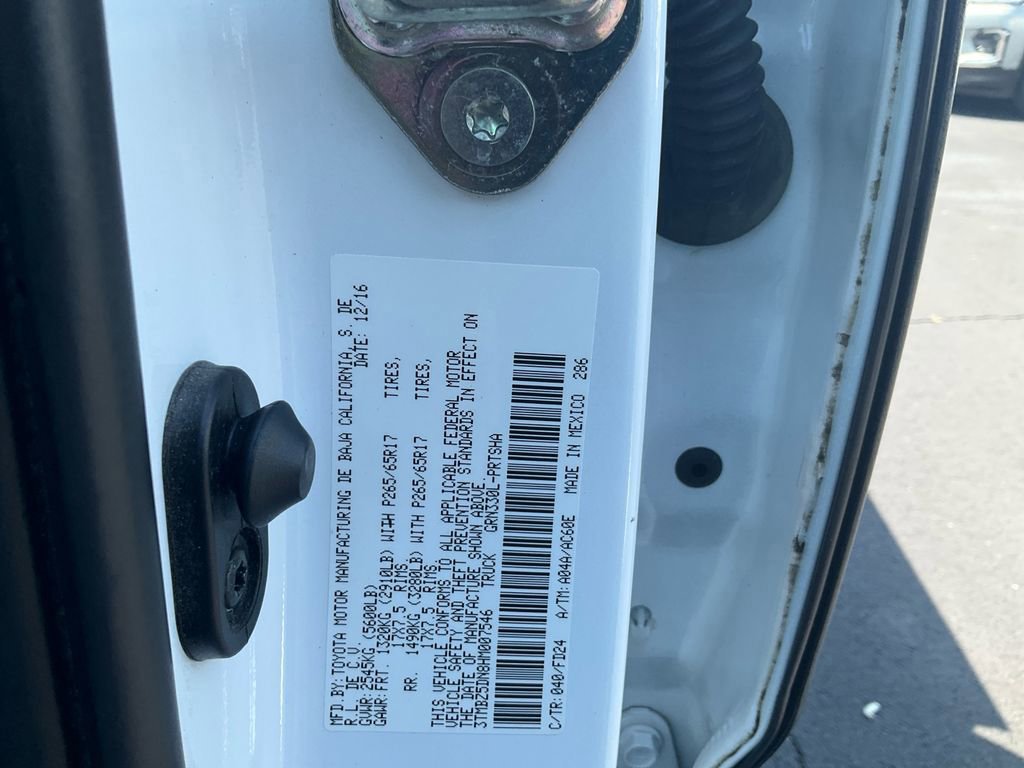 Used 2017 Toyota Tacoma TRD Sport RWD image 18