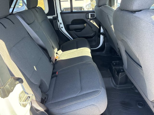 Used 2024 Jeep Wrangler Unlimited Sport AWD/4WD image 20