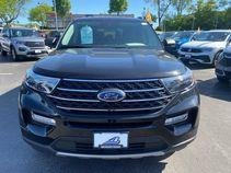Certified 2024 Ford Explorer XLT w/ Equipment Group 202A AWD/4WD image 9