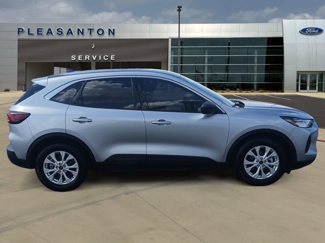 Certified 2023 Ford Escape Active FWD image 6