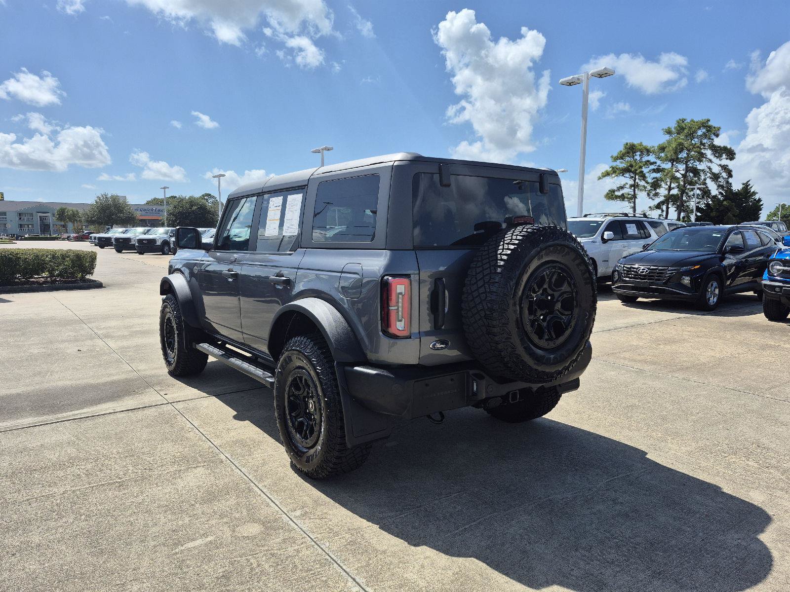 Certified 2023 Ford Bronco Wildtrak AWD/4WD image 14