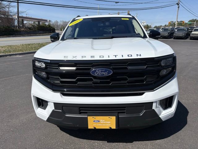 Certified 2025 Ford Expedition Active AWD/4WD image 8