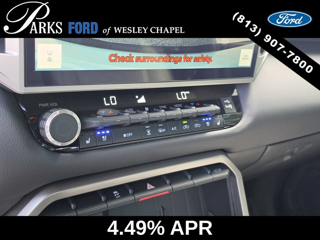 Used 2025 Toyota Tundra Limited AWD/4WD image 22