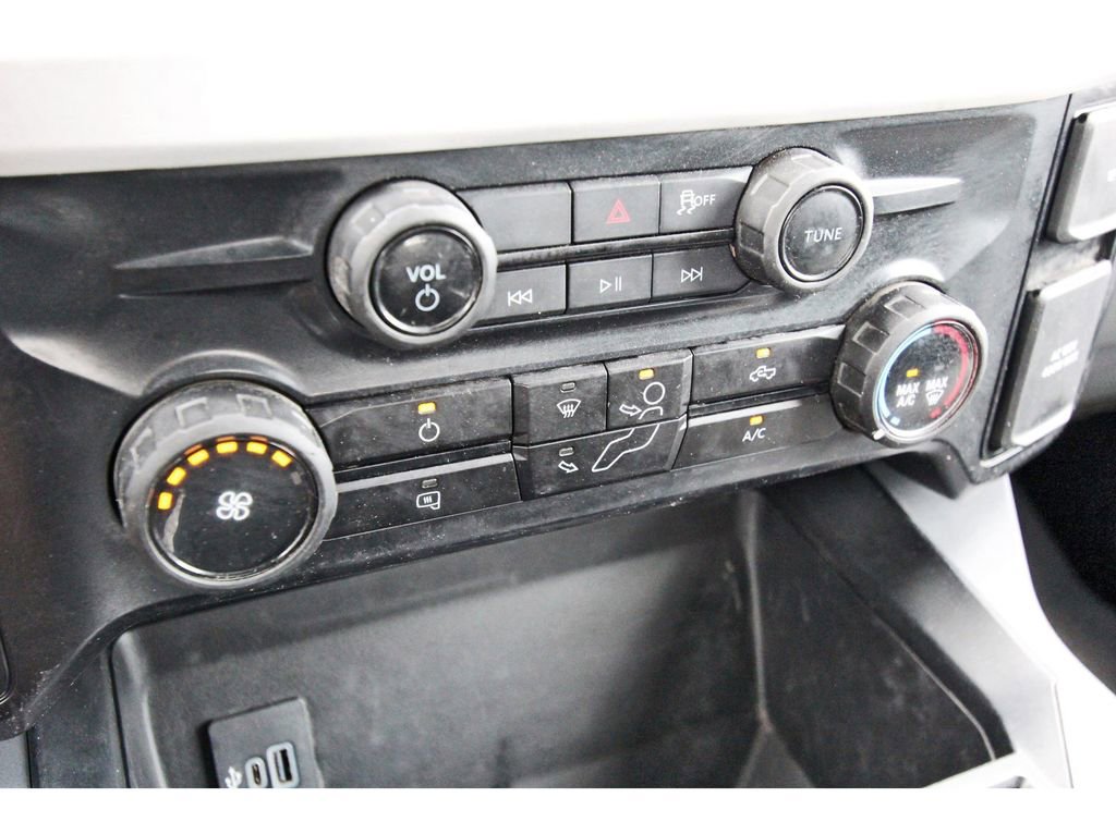 Certified 2025 Ford F250 XLT w/ FX4 Off-Road Package AWD/4WD image 26
