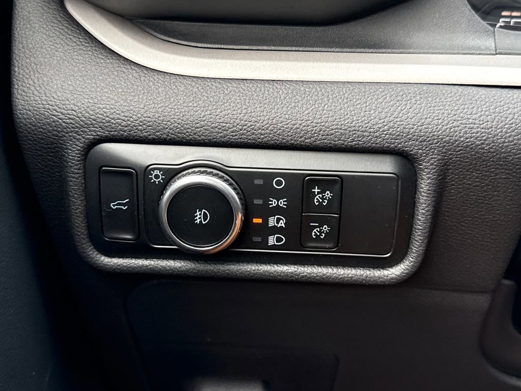 Certified 2023 Ford Explorer XLT w/ Equipment Group 202A image 25