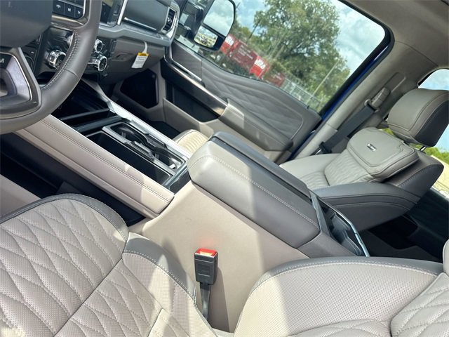 Certified 2026 Ford F250 Platinum w/ Platinum Plus Package image 28