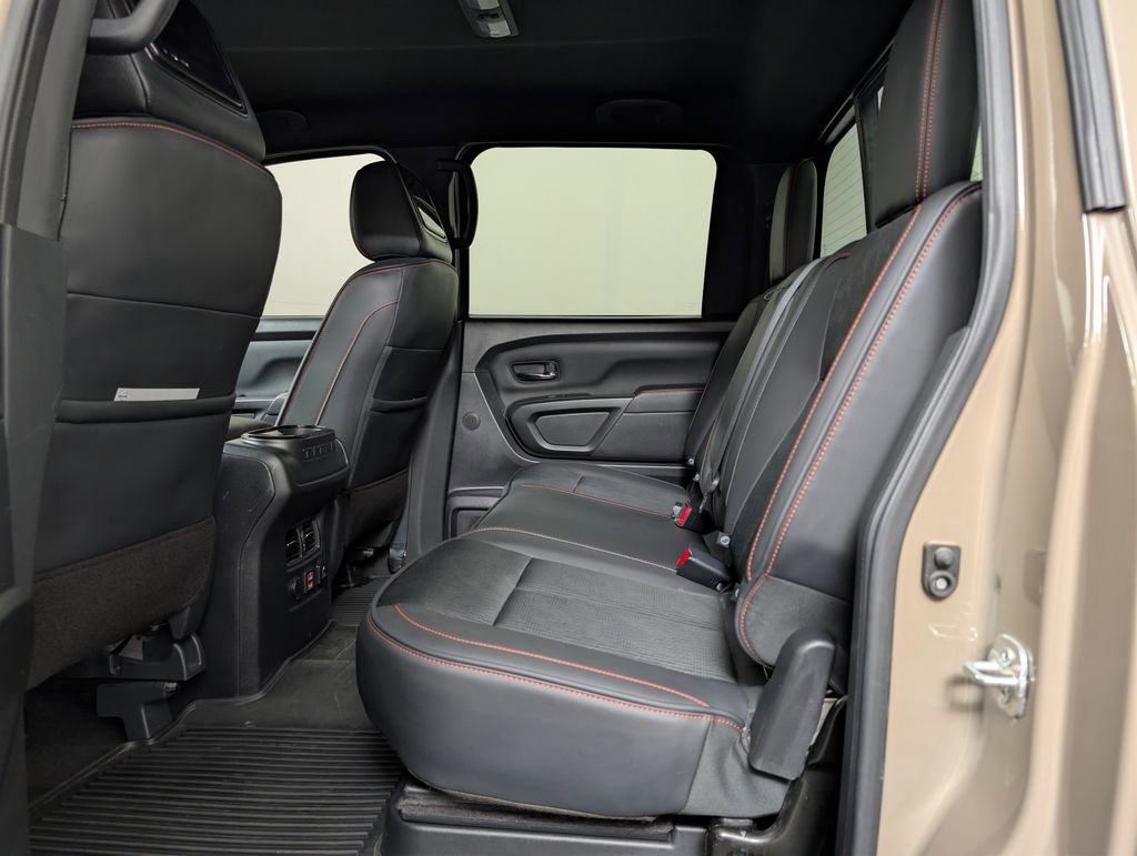 Used 2023 Nissan Titan PRO-4X AWD/4WD image 12