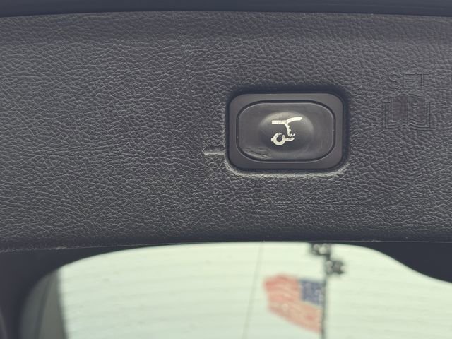 Certified 2023 Ford Edge ST image 9