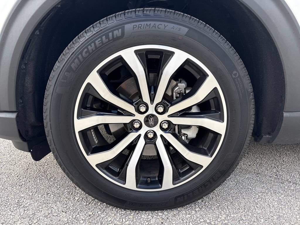 Certified 2025 Ford Explorer ST-Line w/ Premium Package RWD image 15