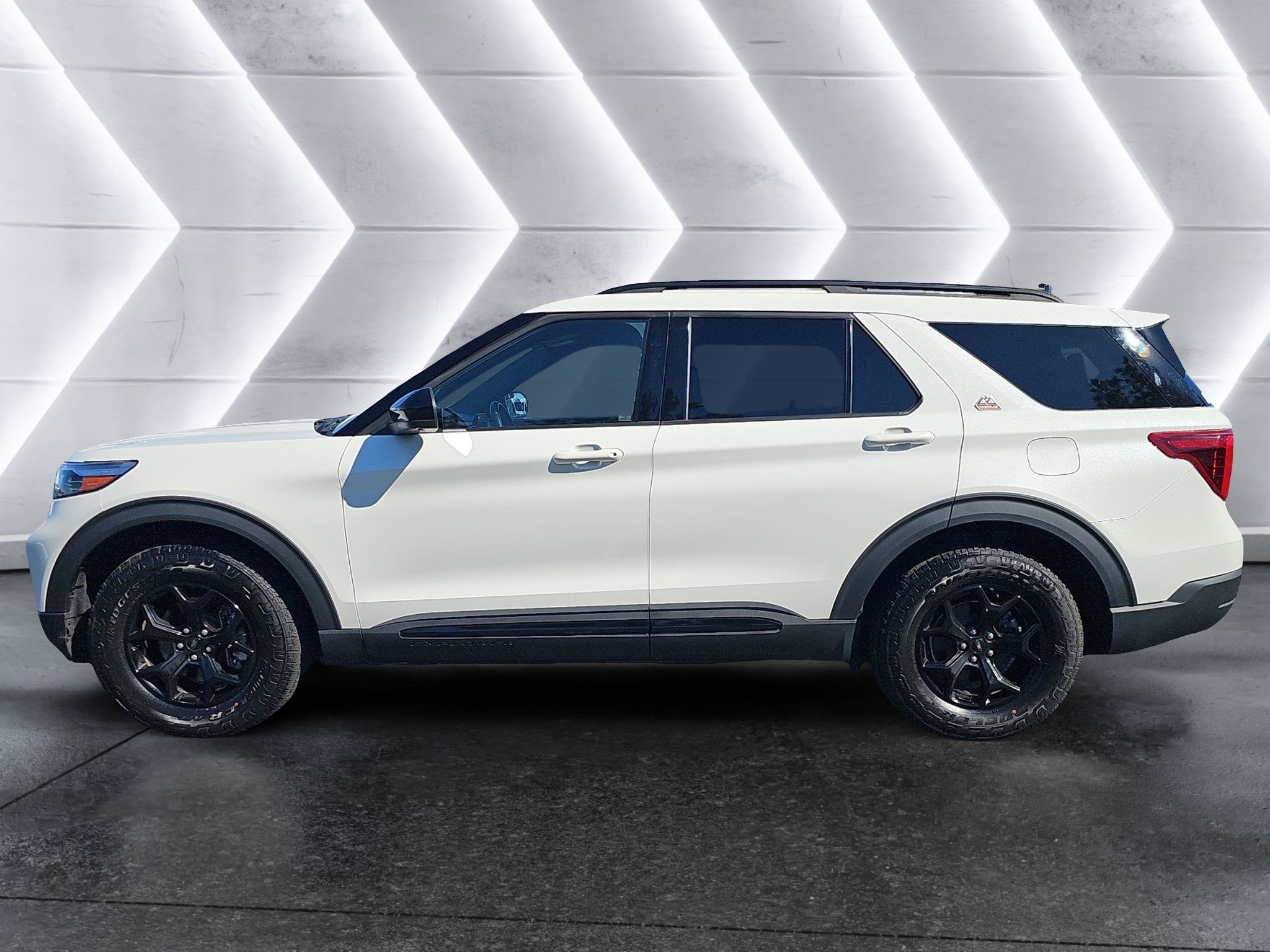 Certified 2023 Ford Explorer Timberline w/ Timberline Technology Package AWD/4WD image 4