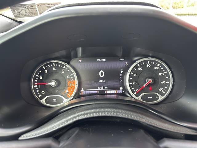 Used 2018 Jeep Renegade Limited w/ UConnect 8.4 Nav Group AWD/4WD image 27