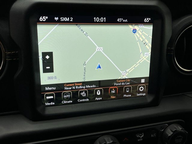 Used 2023 Jeep Wrangler Unlimited Sahara AWD/4WD image 5