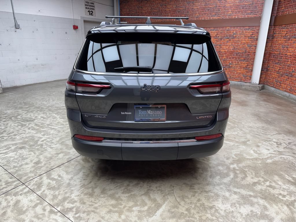 Used 2023 Jeep Grand Cherokee L Limited AWD/4WD image 4