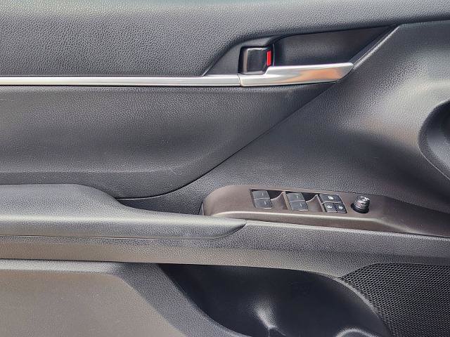Used 2024 Toyota Camry SE FWD image 22