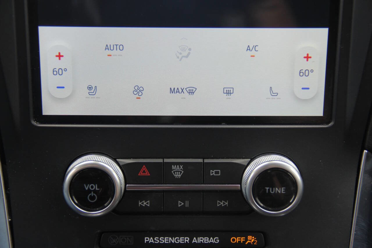 Certified 2022 Ford Edge Titanium image 34