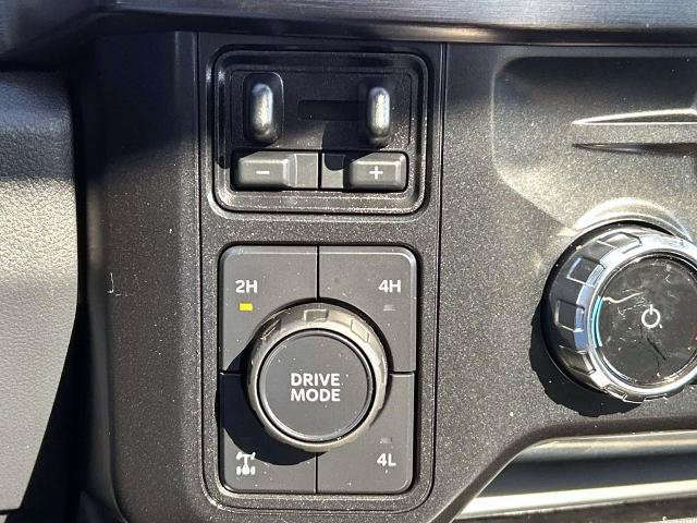 Certified 2024 Ford F250 Lariat w/ Lariat Ultimate Package AWD/4WD image 31