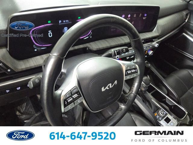 Used 2024 Kia Telluride EX w/ EX Captain's Chair Package image 16