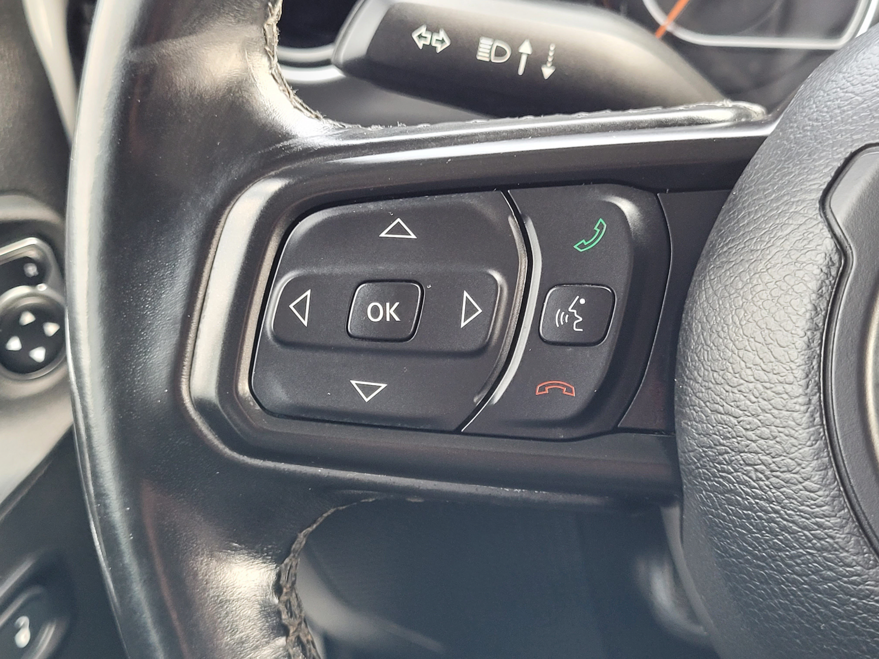Used 2021 Jeep Gladiator Sport AWD/4WD image 14