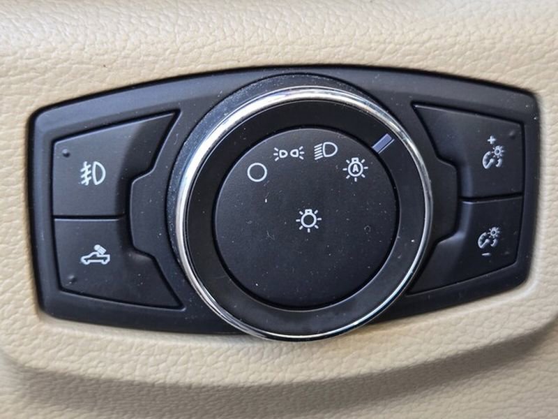 Certified 2017 Ford F150 XLT w/ Equipment Group 302A Luxury image 38