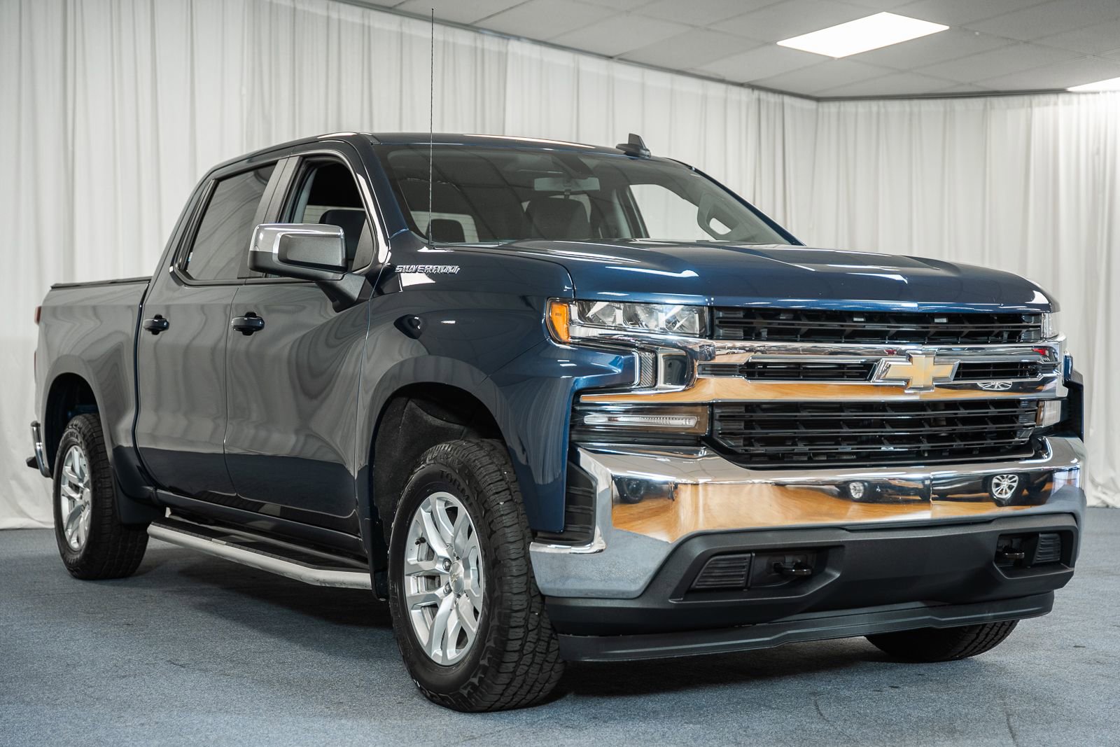 Used 2020 Chevrolet Silverado 1500 LT w/ All-Star Edition AWD/4WD image 1