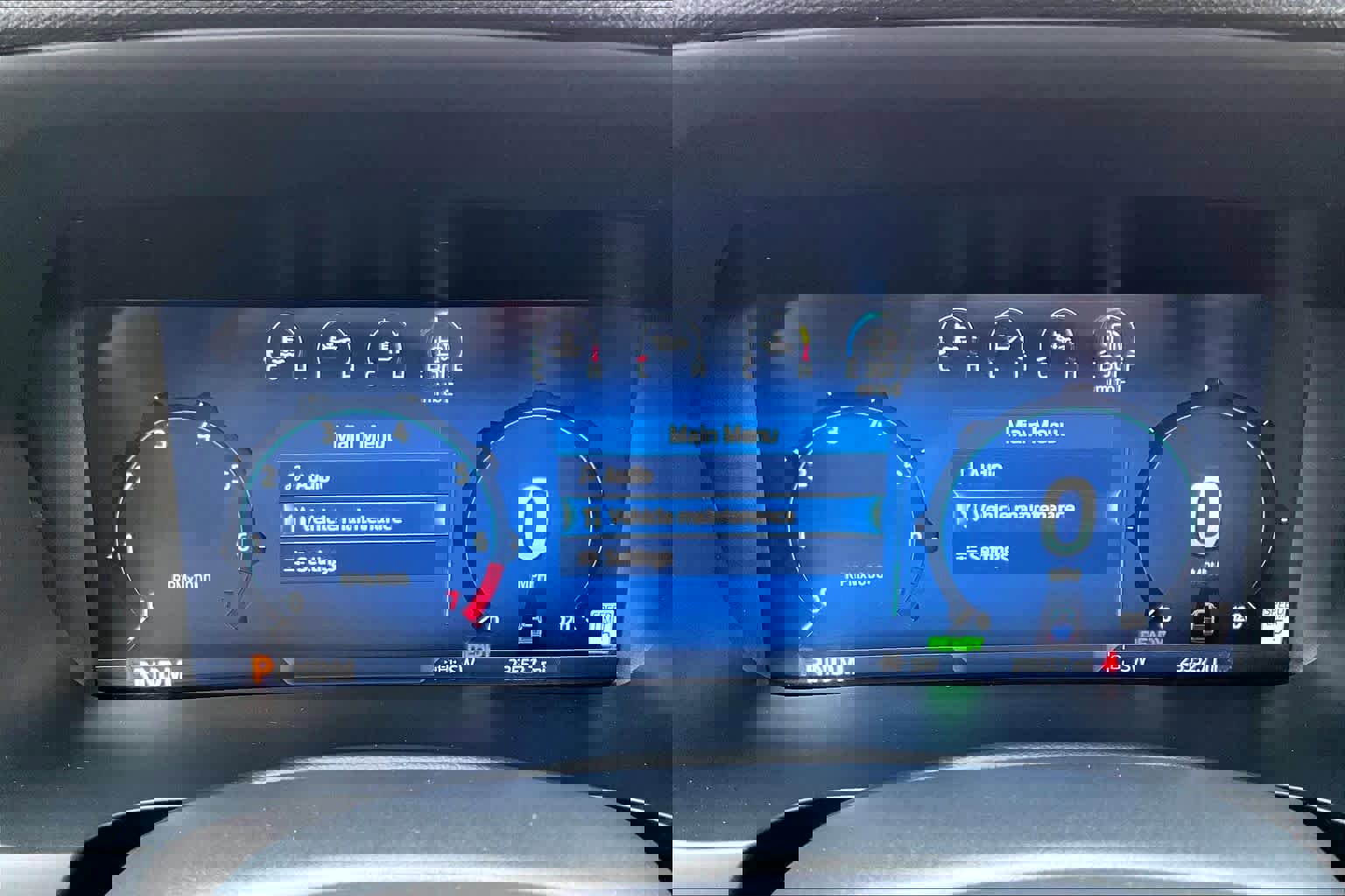 Certified 2025 Ford F150 XLT w/ Equipment Group 303A High image 28