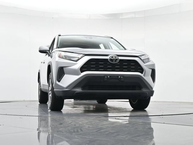 Used 2024 Toyota RAV4 XLE FWD image 36