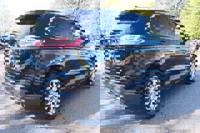 Certified 2019 Ford Edge Titanium w/ Equipment Group 301A image 5