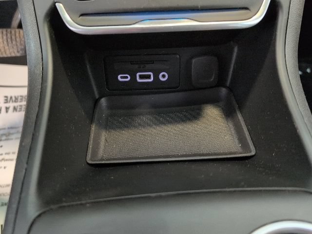 Certified 2021 GMC Terrain SLT w/ Infotainment Package II AWD/4WD image 30