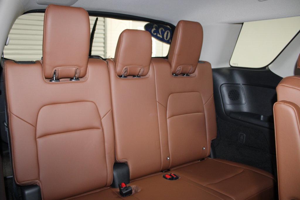 Used 2023 Nissan Pathfinder Platinum AWD/4WD image 29
