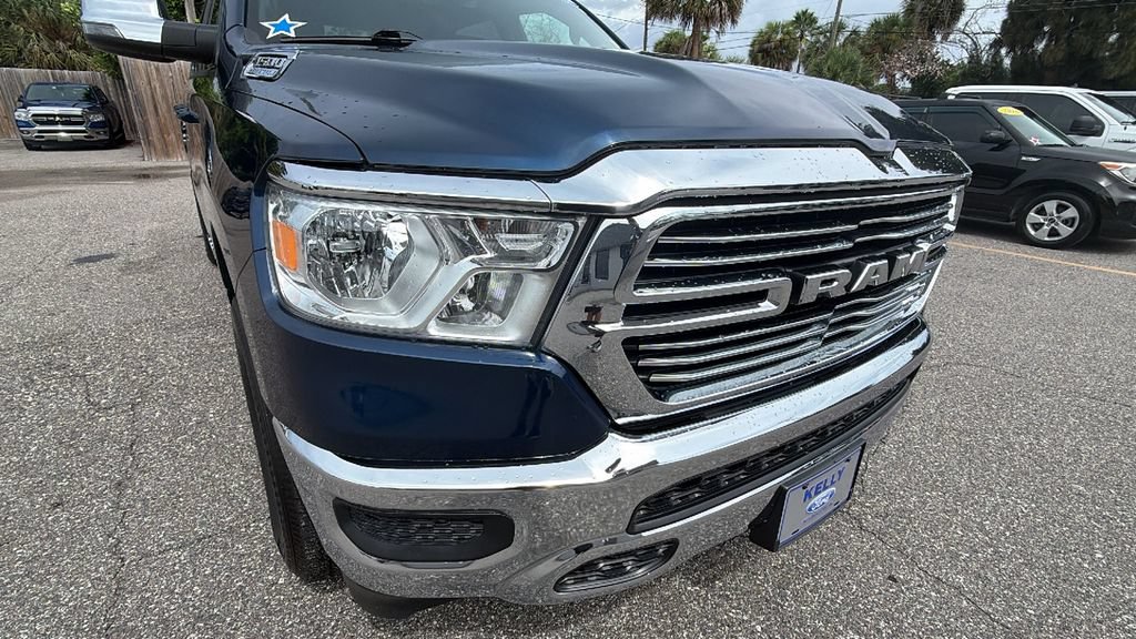 Used 2024 RAM 1500 Laramie AWD/4WD image 9