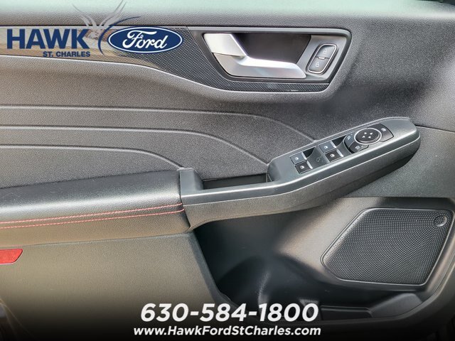 Certified 2023 Ford Escape ST-Line w/ Tech Pack #1 AWD/4WD image 16