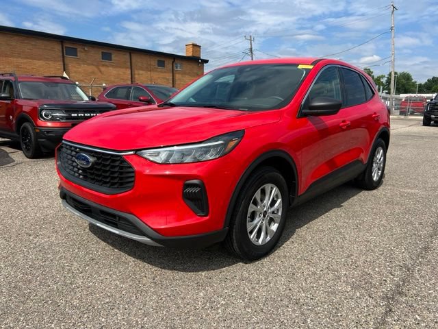 Certified 2024 Ford Escape Active AWD/4WD image 27