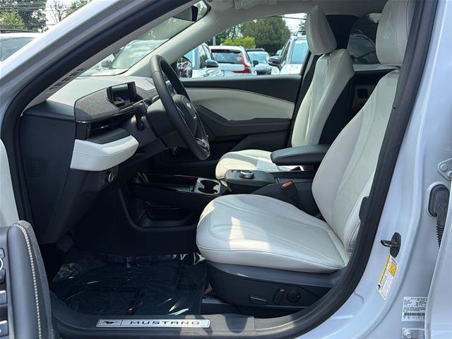 Certified 2022 Ford Mustang Mach-E Premium AWD/4WD image 8