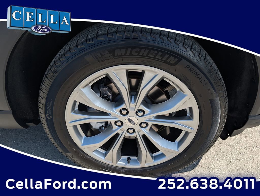 Certified 2023 Ford Explorer XLT w/ Equipment Group 202A image 30