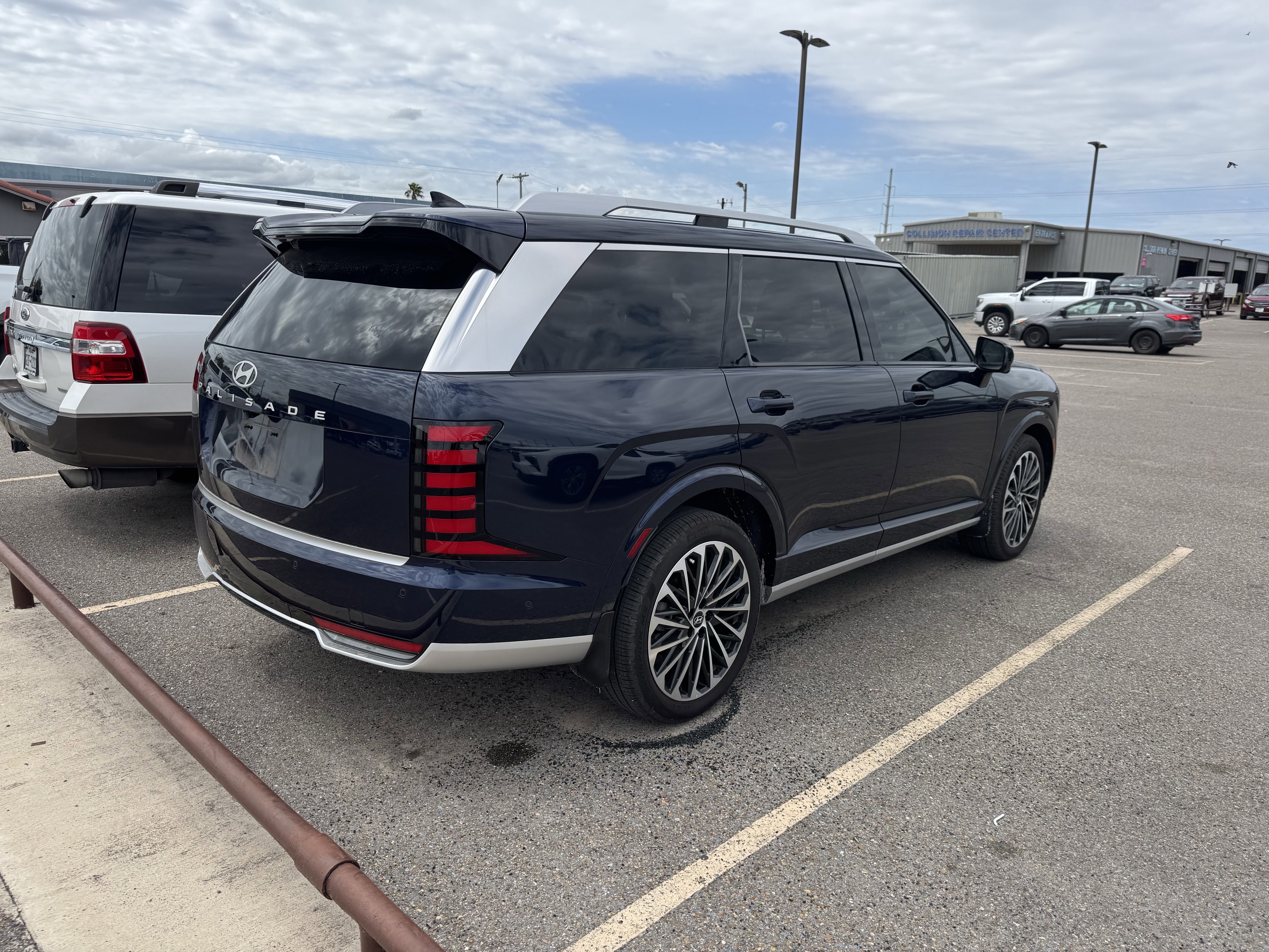 Used 2026 Hyundai Palisade Calligraphy FWD image 7