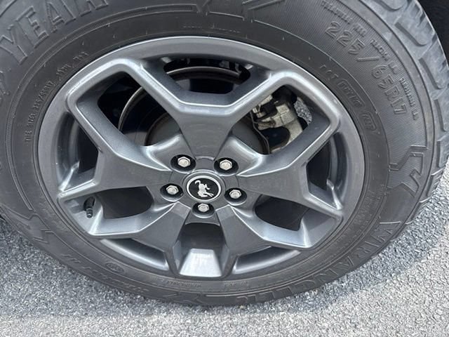 Certified 2022 Ford Bronco Sport Badlands w/ Premium Package AWD/4WD image 9