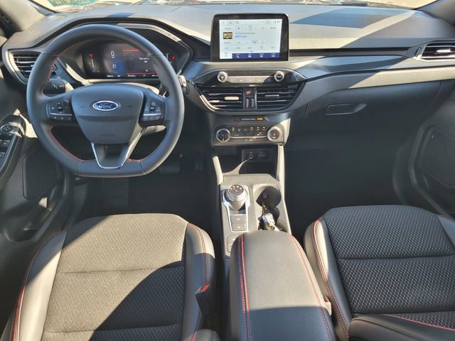Certified 2025 Ford Escape ST-Line image 14